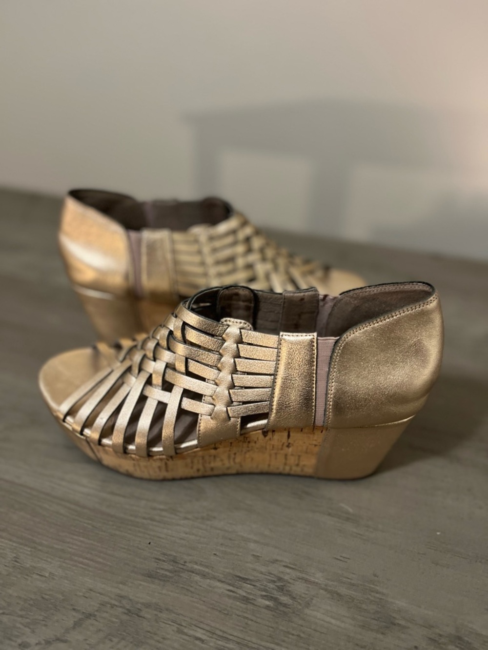 Chocolat Blu Bronze Wedges - Picture 3 of 7